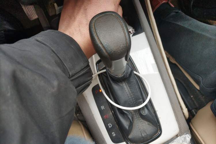 Used Honda LIFE 2021 1.5L CVT CRO-S Fun Edition Gear Lever