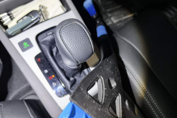 Used Honda LIFE 2021 1.5L CVT SPORT Heartbeat Edition Gear Lever