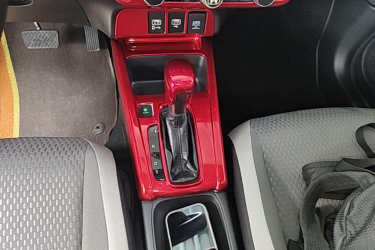 Used Honda LIFE 2021 1.5L CVT CRO-S Fun Edition Gear Lever