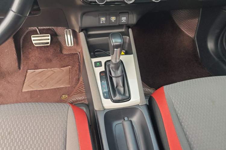 Used Honda LIFE 2021 1.5L CVT SPO-SS Dynamic Edition Gear Lever
