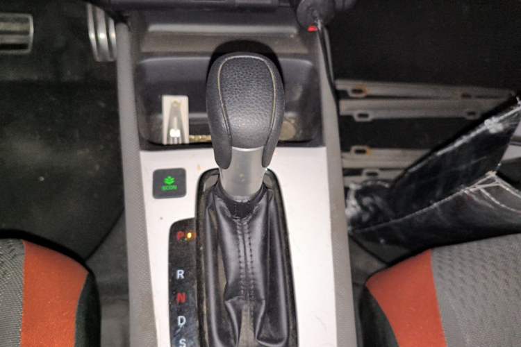 Used Honda LIFE 2021 1.5L CVT SPORT Heartbeat Edition Gear Lever