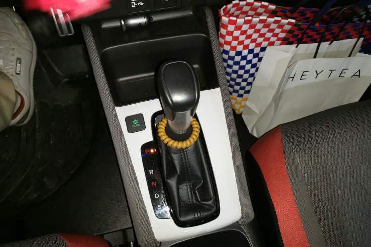 Used Honda LIFE 2021 1.5L CVT SPO-SS Dynamic Edition Gear Lever