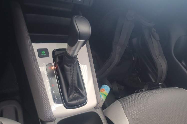 Used Honda LIFE 2021 1.5L CVT CRO-SS Fun Edition Gear Lever