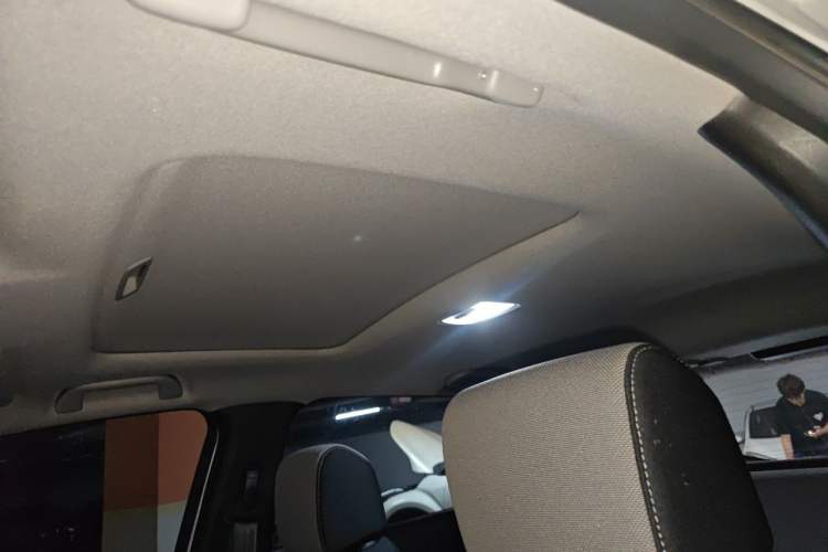 Used Honda LIFE 2021 1.5L CVT SPO-SS Dynamic Edition Headliner