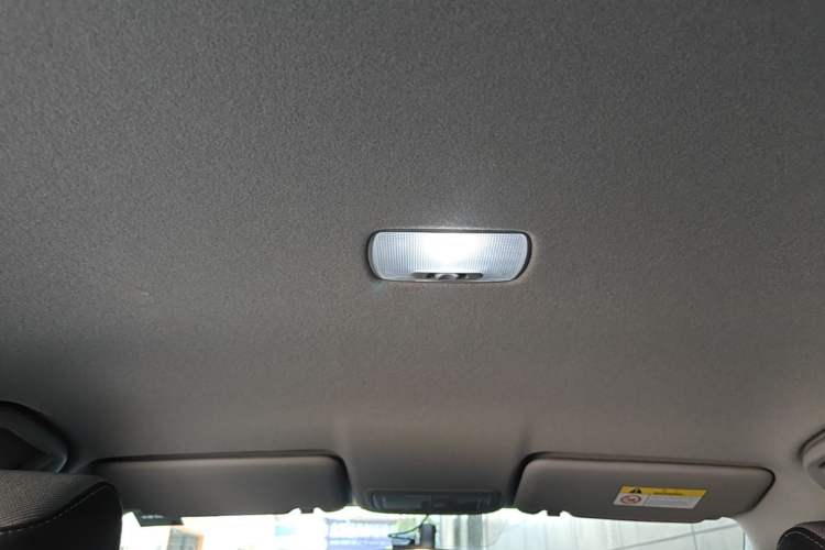 Used Honda LIFE 2021 1.5L CVT SPORT Heartbeat Edition Headliner