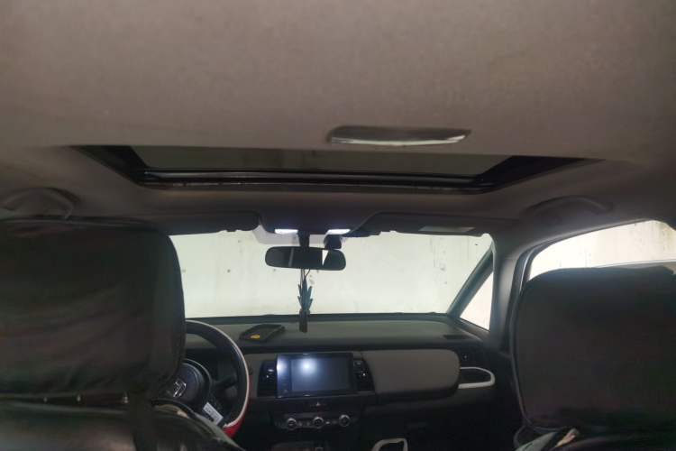 Used Honda LIFE 2021 1.5L CVT CRO-S Fun Edition Headliner