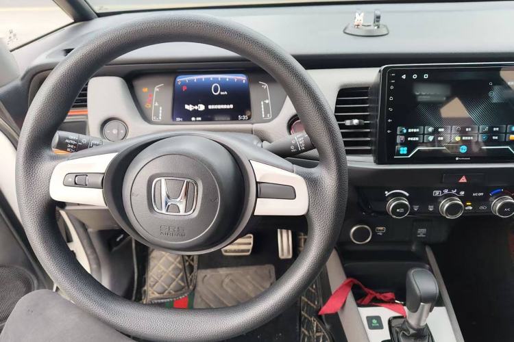 Used Honda LIFE 2021 1.5L CVT SPORT Heartbeat Edition Interior 1