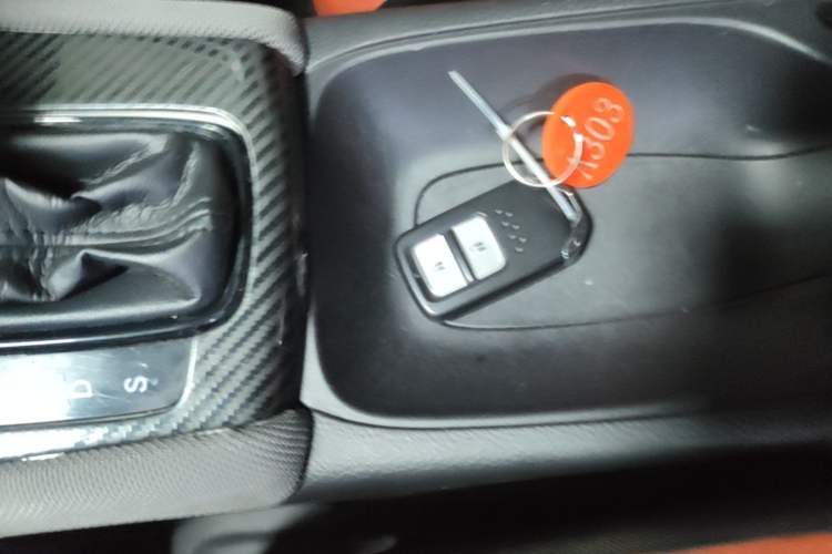 Used Honda LIFE 2021 1.5L CVT SPORT Heartbeat Edition Interior 1