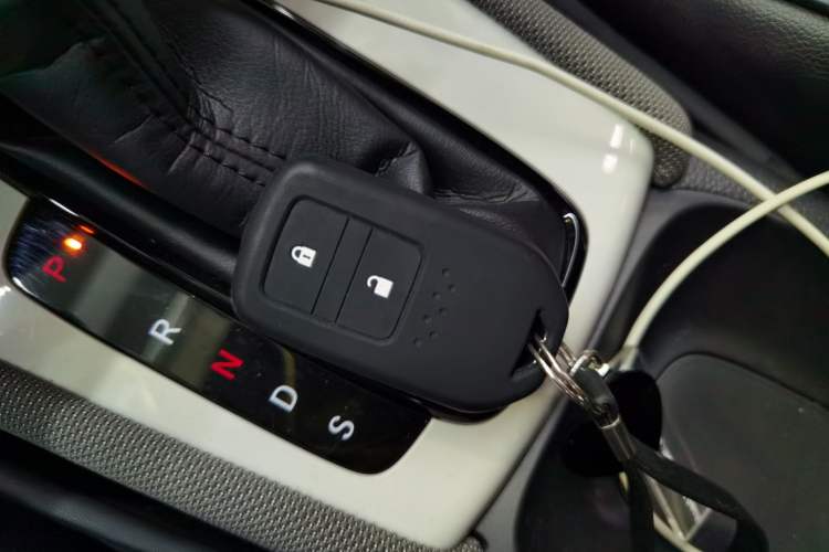 Used Honda LIFE 2021 1.5L CVT SPO-SS Dynamic Edition Interior 1