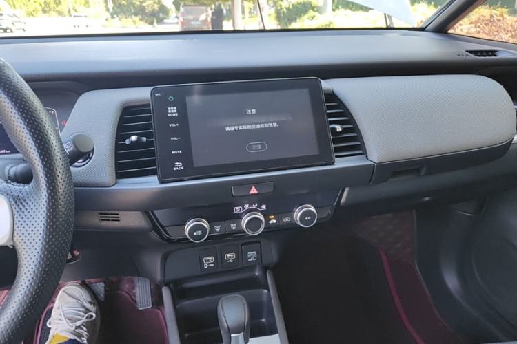 Used Honda LIFE 2021 1.5L CVT CRO-S Fun Edition Interior 2