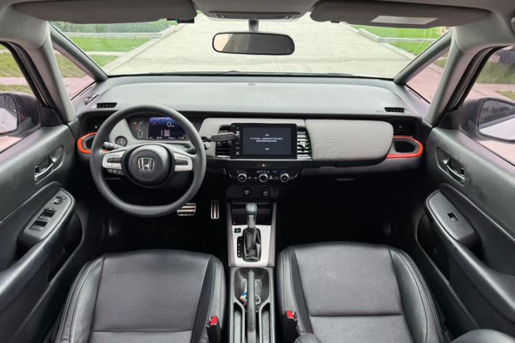 Used Honda LIFE 2021 1.5L CVT SPORT Heartbeat Edition Interior 2
