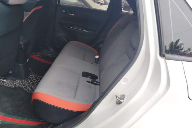 Used Honda LIFE 2021 1.5L CVT SPORT Heartbeat Edition Interior 3