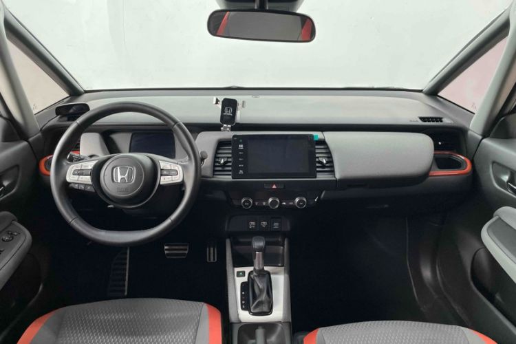 Used Honda LIFE 2021 1.5L CVT SPO-SS Dynamic Edition Interior 3