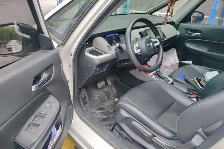 Used Honda LIFE 2021 1.5L CVT CRO-S Fun Edition Interior 3
