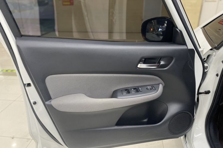 Used Honda LIFE 2021 1.5L CVT SPO-SS Dynamic Edition Interior 3