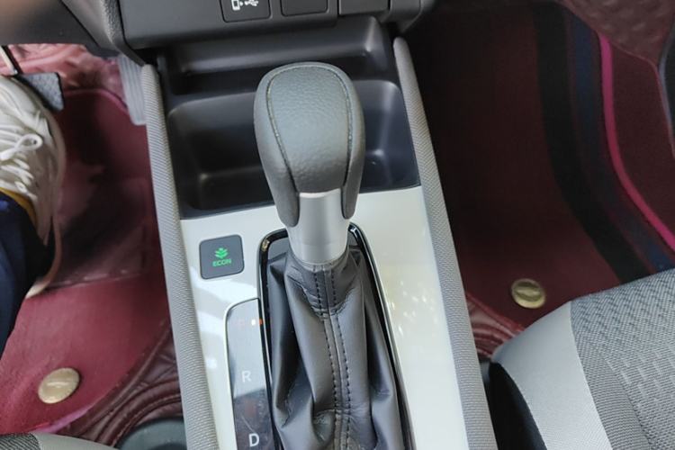 Used Honda LIFE 2021 1.5L CVT CRO-S Fun Edition Interior 3