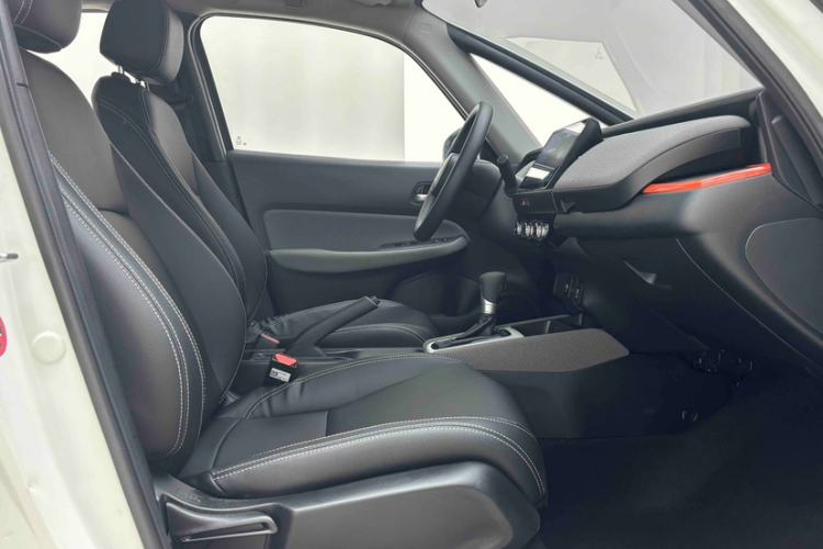 Used Honda LIFE 2021 1.5L CVT SPORT Heartbeat Edition Interior 3