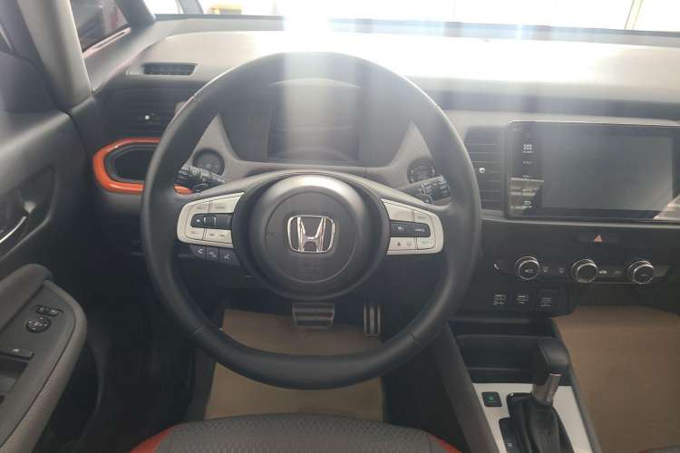 Used Honda LIFE 2021 1.5L CVT SPO-SS Dynamic Edition Interior 4