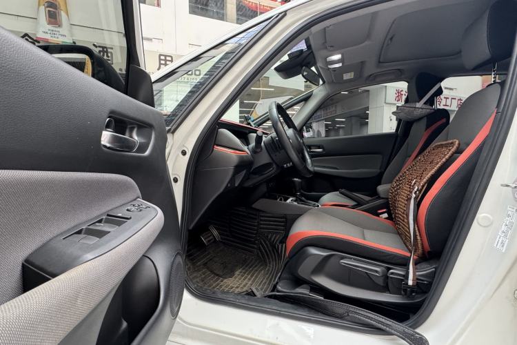 Used Honda LIFE 2021 1.5L CVT SPO-SS Dynamic Edition Interior 4