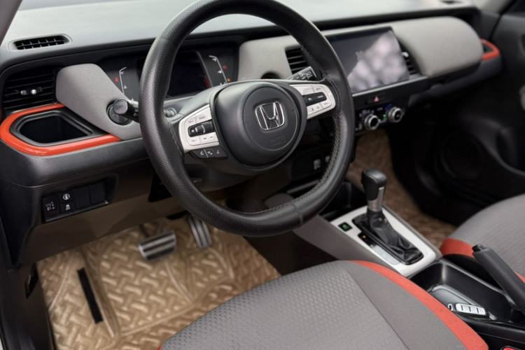 Used Honda LIFE 2021 1.5L CVT SPO-SS Dynamic Edition Interior 4