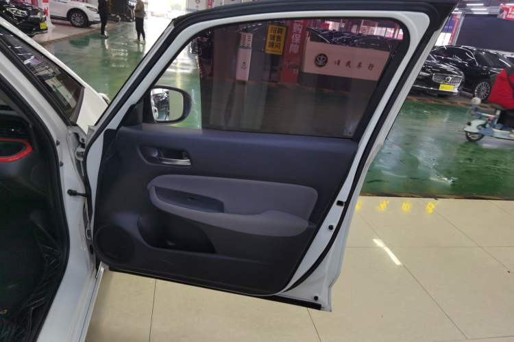 Used Honda LIFE 2021 1.5L CVT SPO-SS Dynamic Edition Interior 5