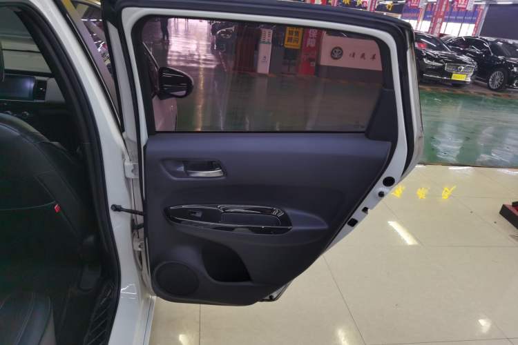 Used Honda LIFE 2021 1.5L CVT SPO-SS Dynamic Edition Interior 6