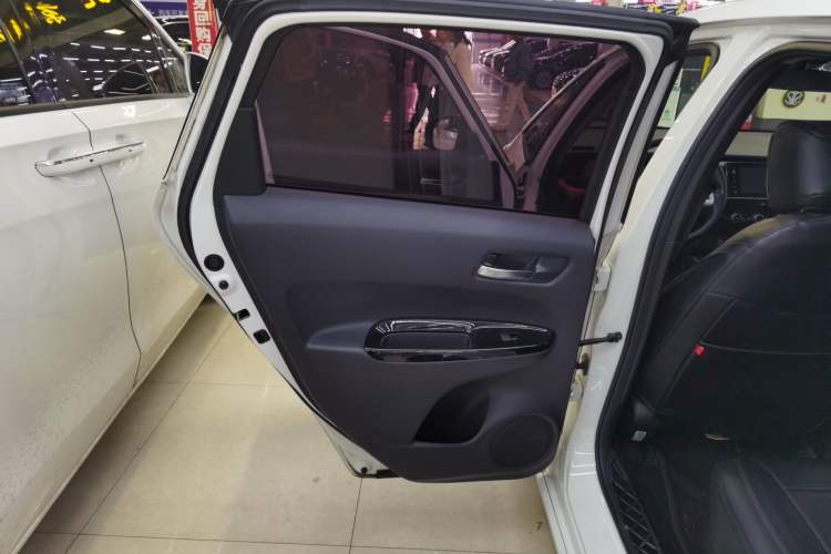Used Honda LIFE 2021 1.5L CVT SPO-SS Dynamic Edition Interior 8