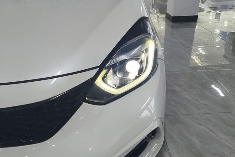 Used Honda LIFE 2021 1.5L CVT SPORT Heartbeat Edition Left Front Headlight