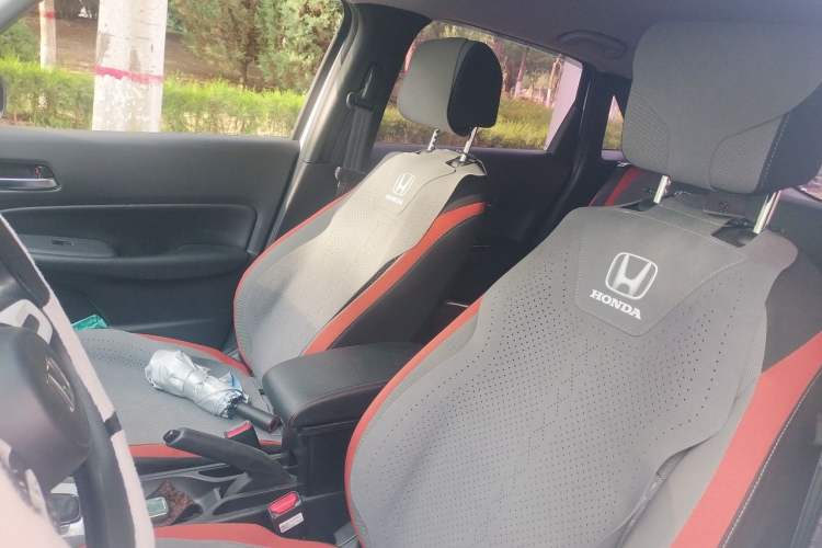 Used Honda LIFE 2021 1.5L CVT SPORT Heartbeat Edition Left Front Seat