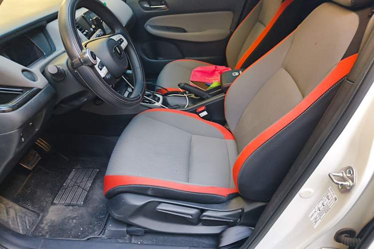 Used Honda LIFE 2021 1.5L CVT SPO-SS Dynamic Edition Left Front Seat