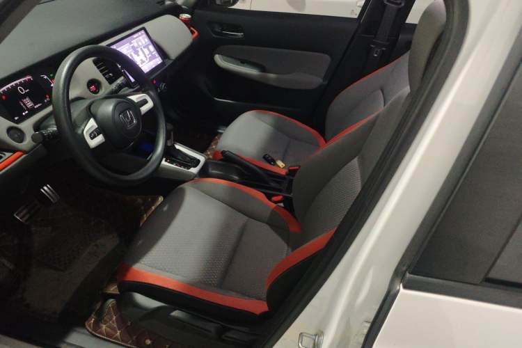 Used Honda LIFE 2021 1.5L CVT SPORT Heartbeat Edition Left Front Seat