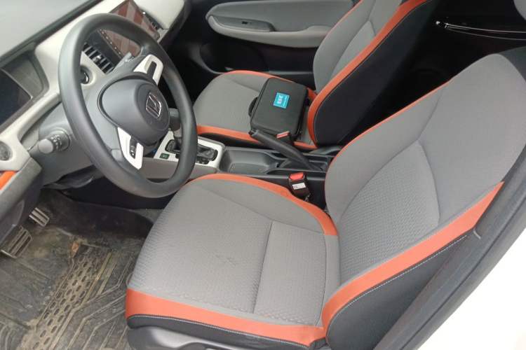 Used Honda LIFE 2021 1.5L CVT SPORT Heartbeat Edition Left Front Seat