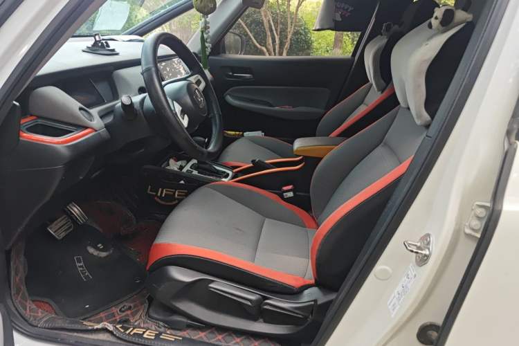 Used Honda LIFE 2021 1.5L CVT SPORT Heartbeat Edition Left Front Seat