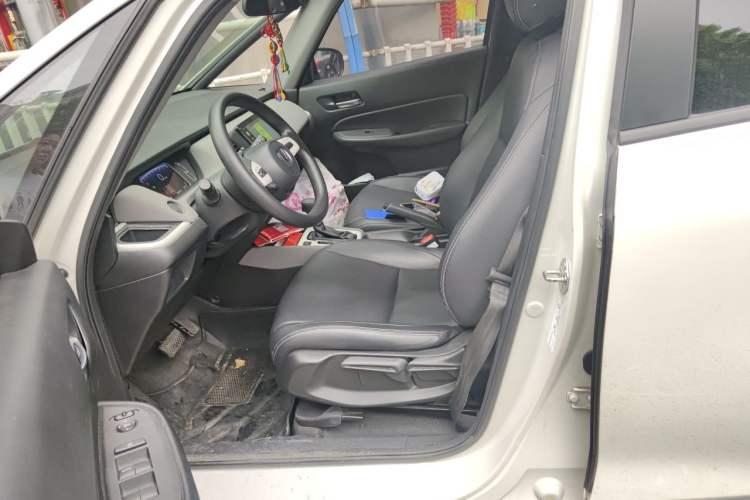 Used Honda LIFE 2021 1.5L CVT CRO-S Fun Edition Left Front Seat