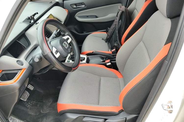 Used Honda LIFE 2021 1.5L CVT SPORT Heartbeat Edition Left Front Seat