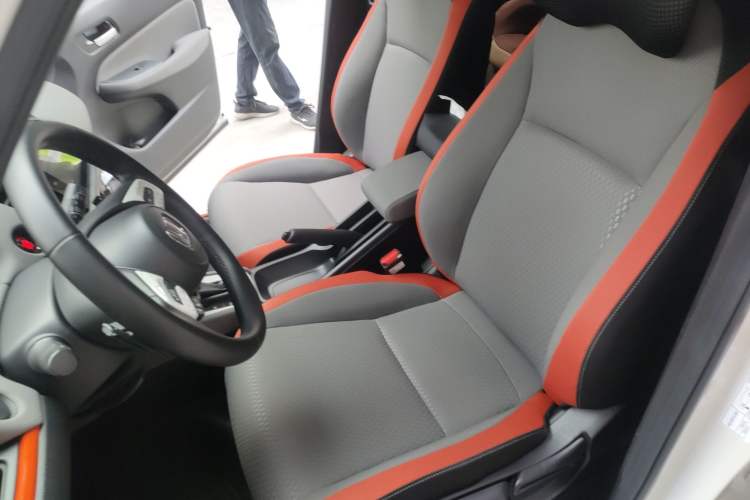 Used Honda LIFE 2021 1.5L CVT SPO-SS Dynamic Edition Left Front Seat