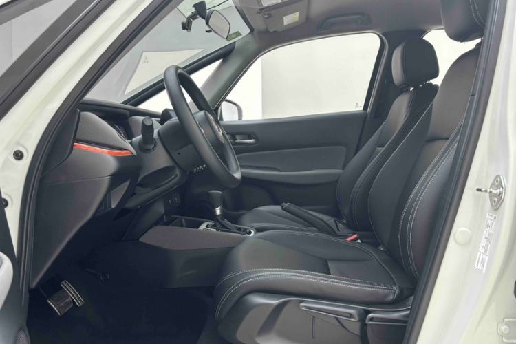 Used Honda LIFE 2021 1.5L CVT SPORT Heartbeat Edition Left Front Seat