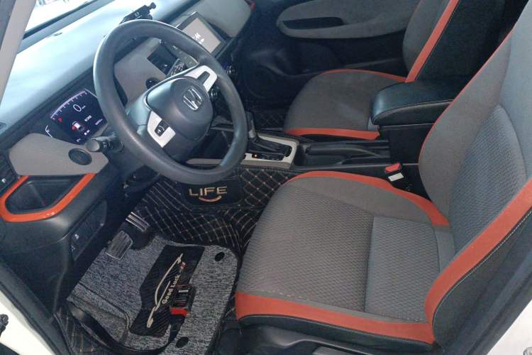 Used Honda LIFE 2021 1.5L CVT SPORT Heartbeat Edition Left Front Seat