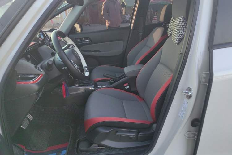 Used Honda LIFE 2021 1.5L CVT SPO-SS Dynamic Edition Left Front Seat