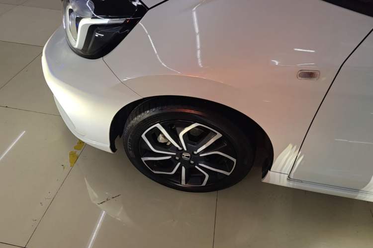 Used Honda LIFE 2021 1.5L CVT SPORT Heartbeat Edition Left Front Wheel Hub