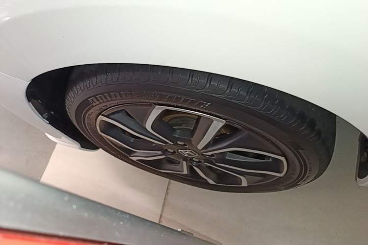 Used Honda LIFE 2021 1.5L CVT SPO-SS Dynamic Edition Left Front Wheel Hub