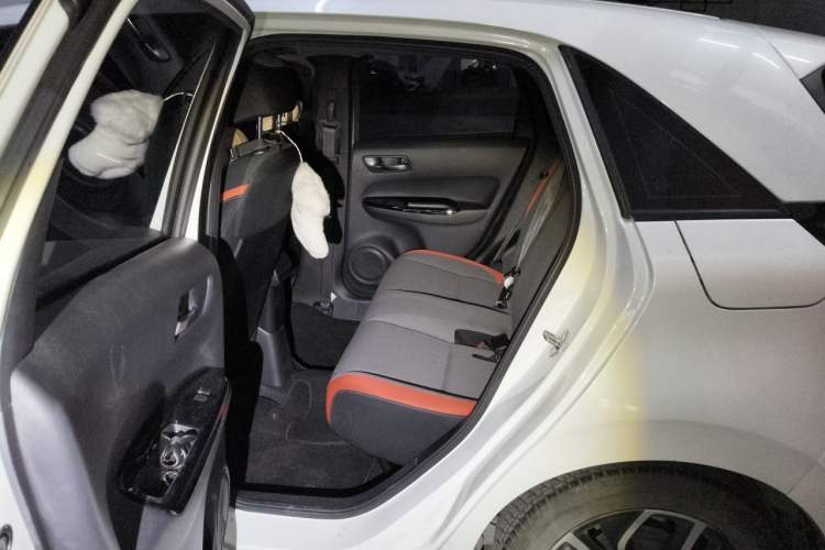 Used Honda LIFE 2021 1.5L CVT SPORT Heartbeat Edition Left Rear Seat