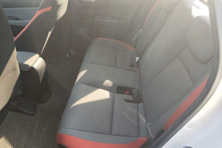 Used Honda LIFE 2021 1.5L CVT SPO-SS Dynamic Edition Left Rear Seat
