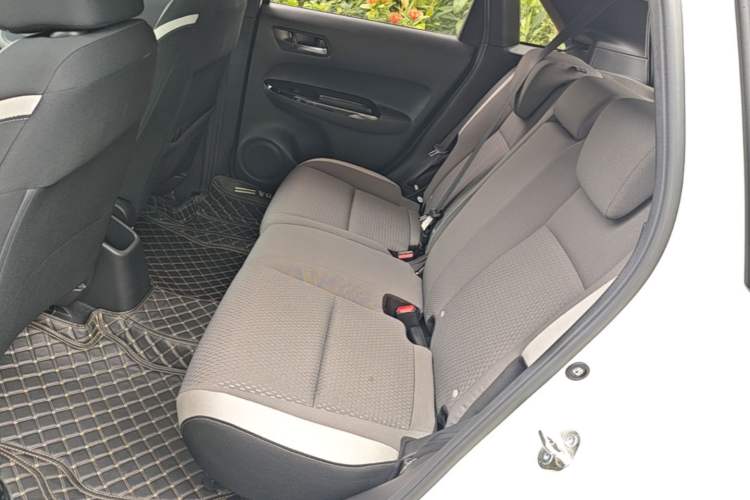 Used Honda LIFE 2021 1.5L CVT CRO-S Fun Edition Left Rear Seat