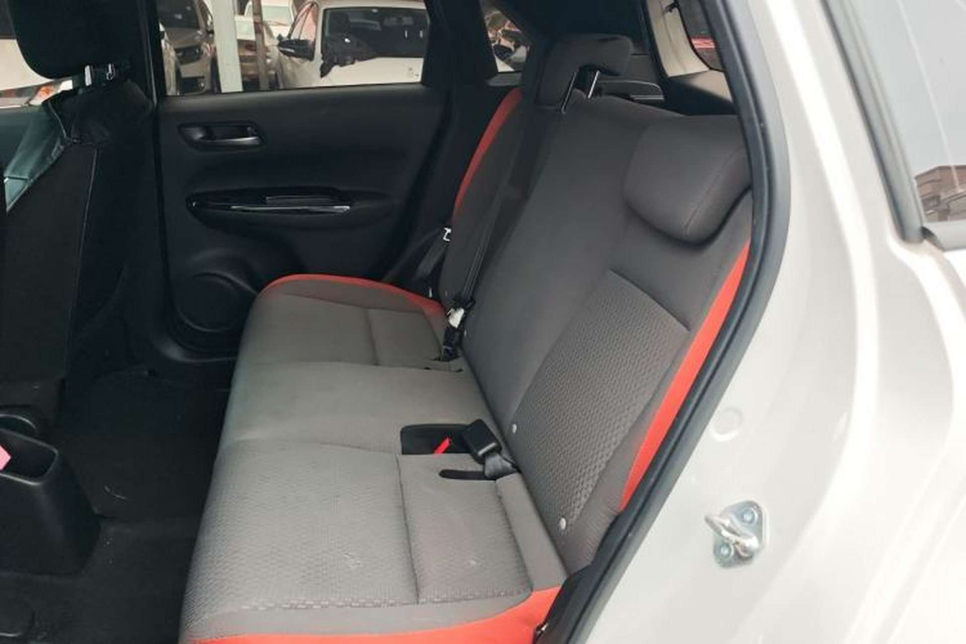 Used Honda LIFE 2021 1.5L CVT SPORT Heartbeat Edition Left Rear Seat
