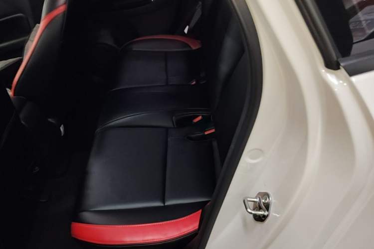 Used Honda LIFE 2021 1.5L CVT SPO-SS Dynamic Edition Left Rear Seat