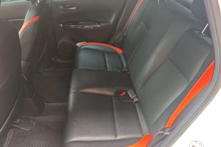 Used Honda LIFE 2021 1.5L CVT SPORT Heartbeat Edition Left Rear Seat