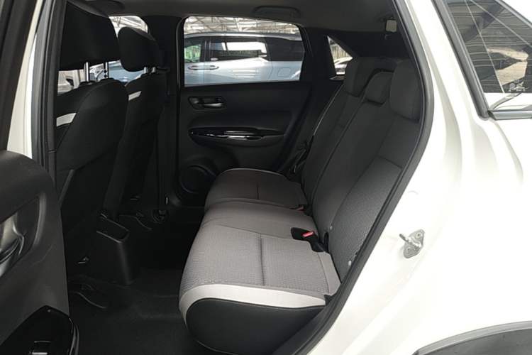 Used Honda LIFE 2021 1.5L CVT CRO-S Fun Edition Left Rear Seat