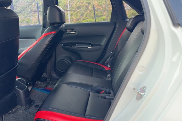 Used Honda LIFE 2021 1.5L CVT SPORT Heartbeat Edition Left Rear Seat