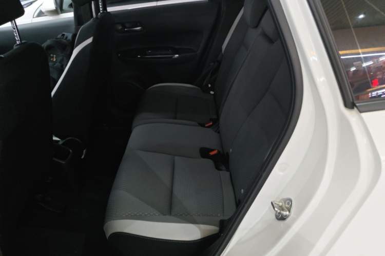 Used Honda LIFE 2021 1.5L CVT CRO-S Fun Edition Left Rear Seat